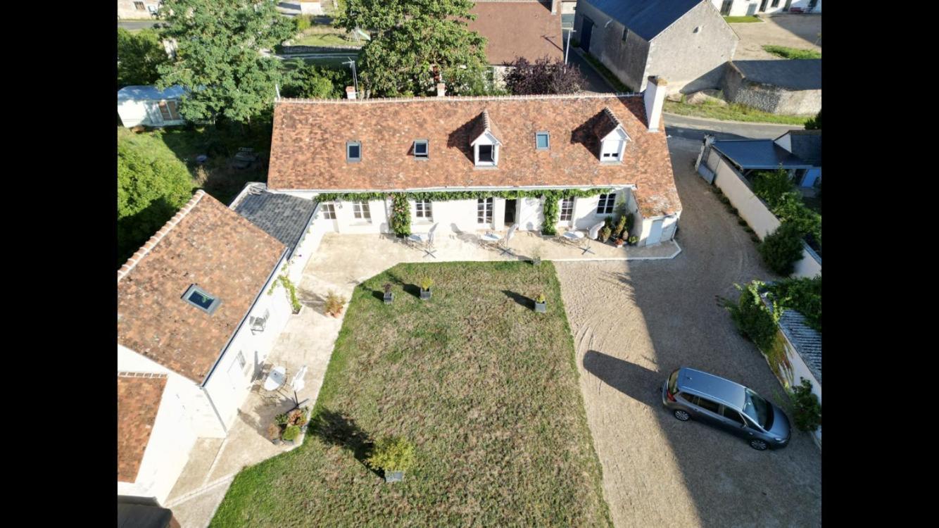 Villa Domaine De Praline L'Ensemble Villerbon Exterior foto